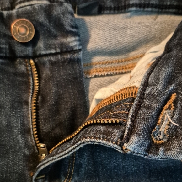 American Eagle Outfitters Women's Deep Indigo Skinny Jeans - Picture 3 of 13